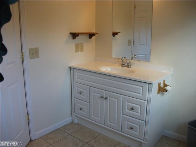159 Foster Road Mocksville, NC 27028 - Photo 11 of 16 Other. Upper level bathroom