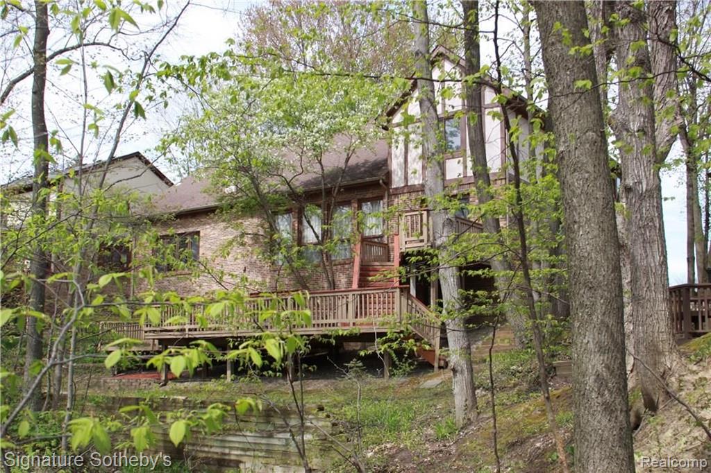 30895 Country Ridge Circle Farmington Hills, MI 48331 - Photo 39 of 43