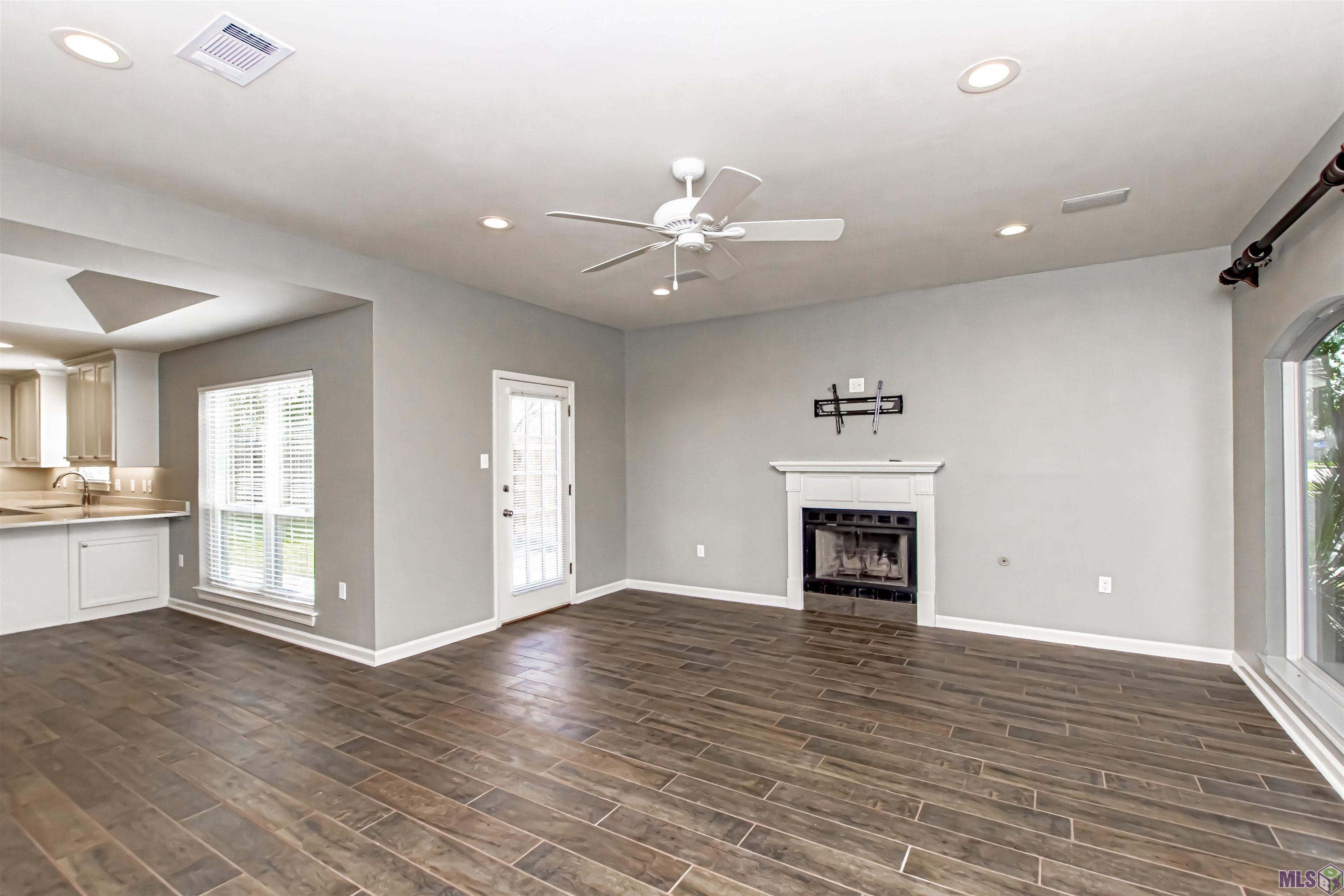 13333 Parwood Avenue Baton Rouge, LA 70816 - Photo 4 of 17