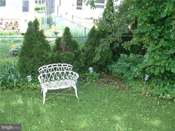 115 Englewood Road Upper Darby, PA 19082 - Photo 19 of 20