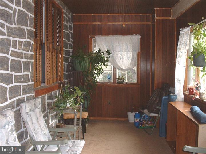 115 Englewood Road Upper Darby, PA 19082 - Photo 4 of 20