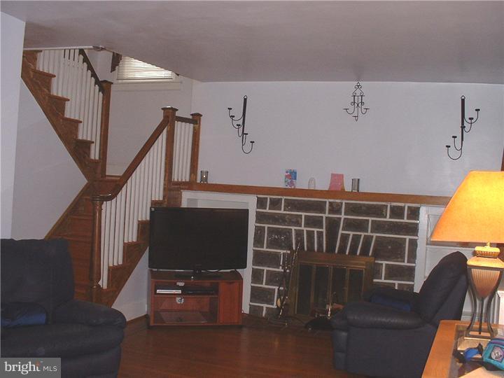 115 Englewood Road Upper Darby, PA 19082 - Photo 6 of 20