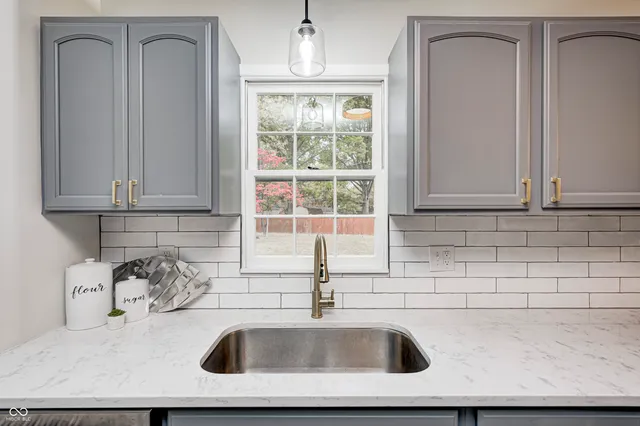 $379,900 | 11090 Willowmere Drive, Carmel, IN 46280