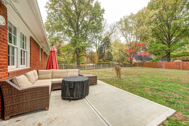 $379,900 | 11090 Willowmere Drive, Carmel, IN 46280