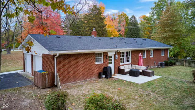 $379,900 | 11090 Willowmere Drive, Carmel, IN 46280