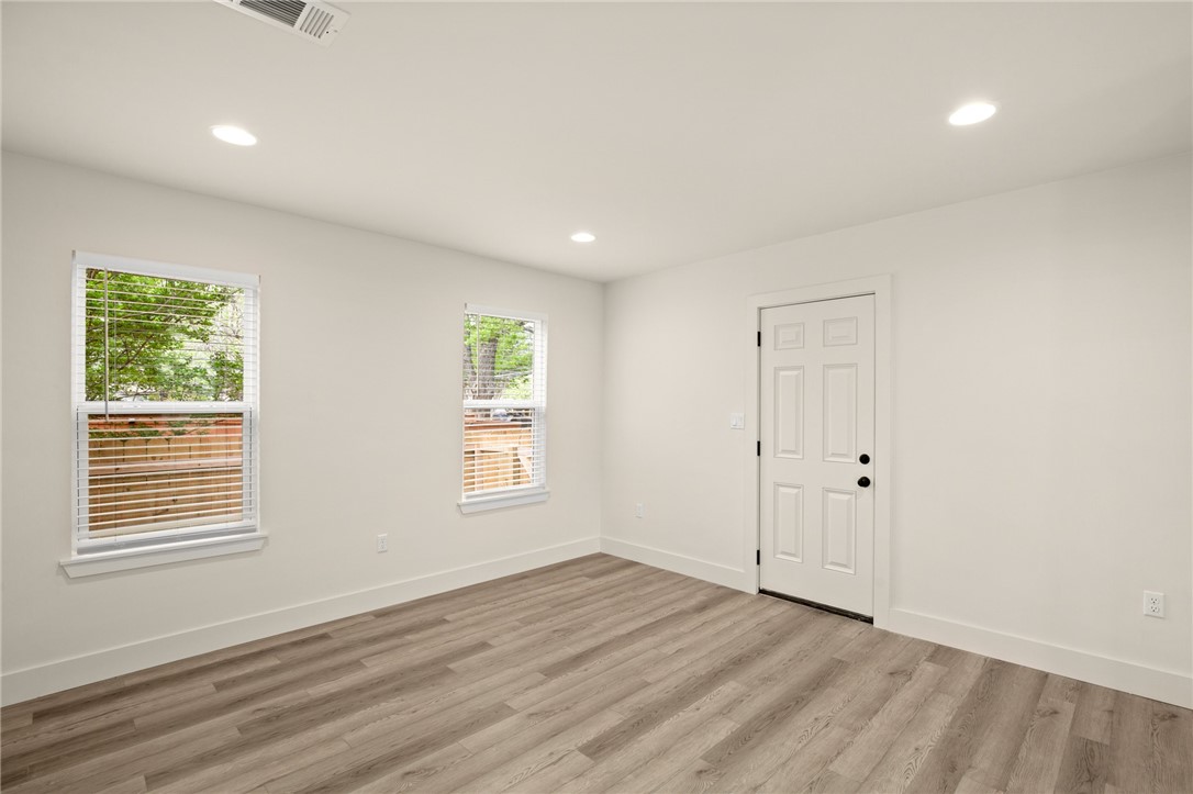 5405 Joe Sayers Avenue, Unit A Austin, TX 78756 - Photo 5 of 21