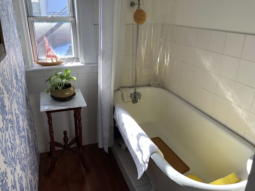 26 Prospect Street, Unit 3 Boston, MA 02129 - Photo 15 of 19