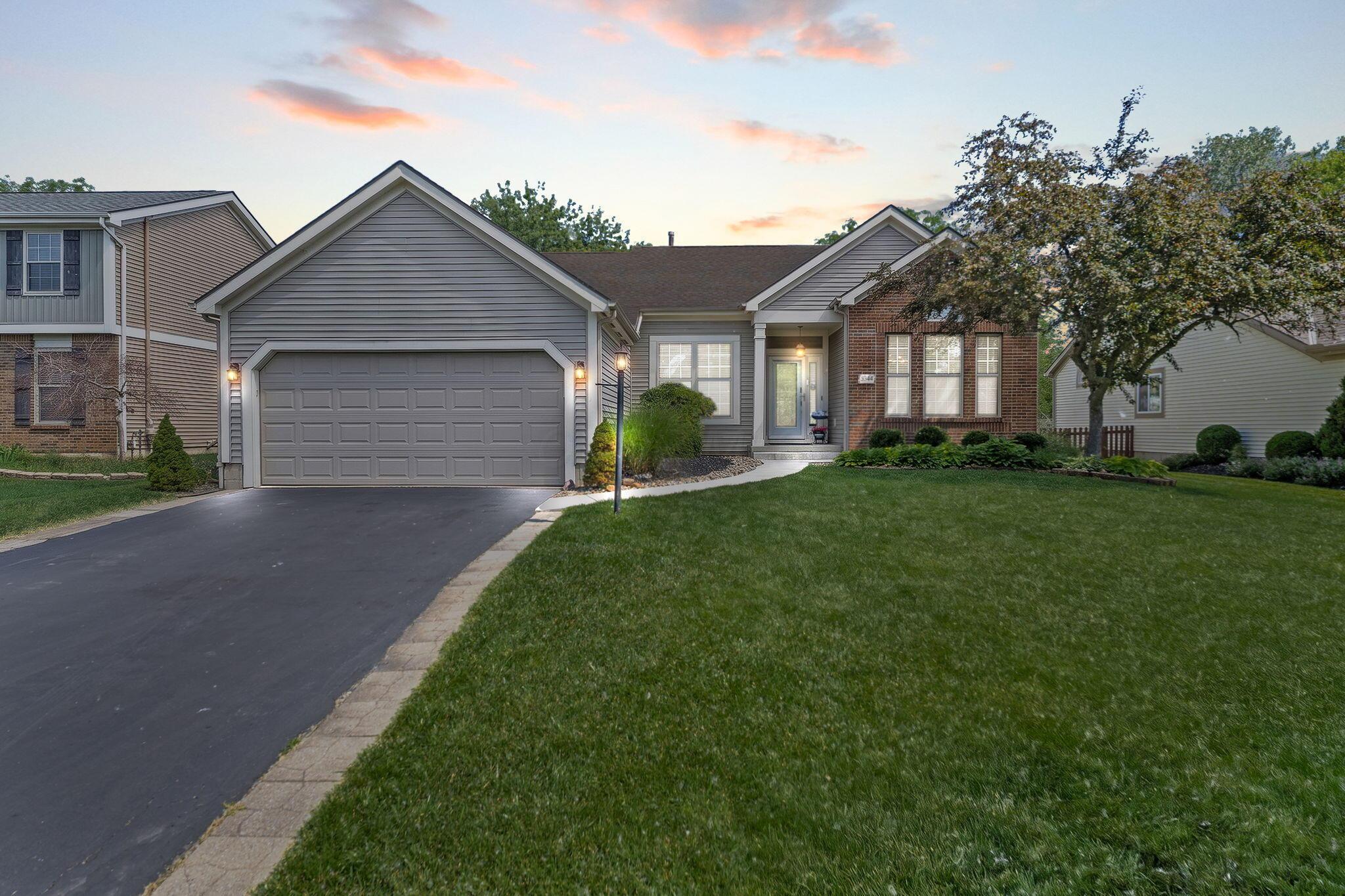 5344 Sutter Home Road Hilliard, OH 43026 - Photo 2 of 38