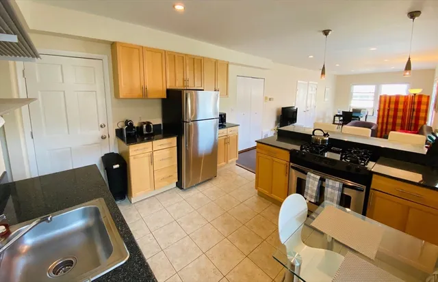 $725,000 | 5 Brewer Street, Unit 5, Cambridge, MA 02138