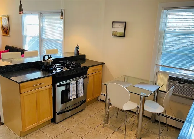 $725,000 | 5 Brewer Street, Unit 5, Cambridge, MA 02138