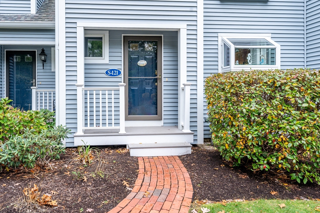 S 121 Shellback Way, Unit 121 Mashpee, MA 02649 - Photo 1 of 23