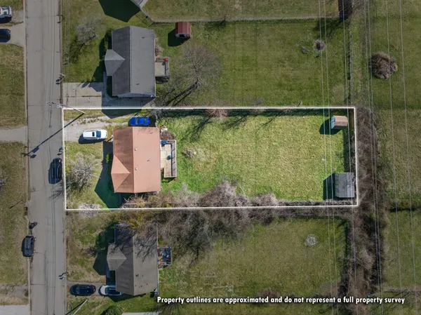 $175,000 | 1630 Hannibal Drive, Oak Grove, KY 42262