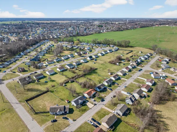 $175,000 | 1630 Hannibal Drive, Oak Grove, KY 42262