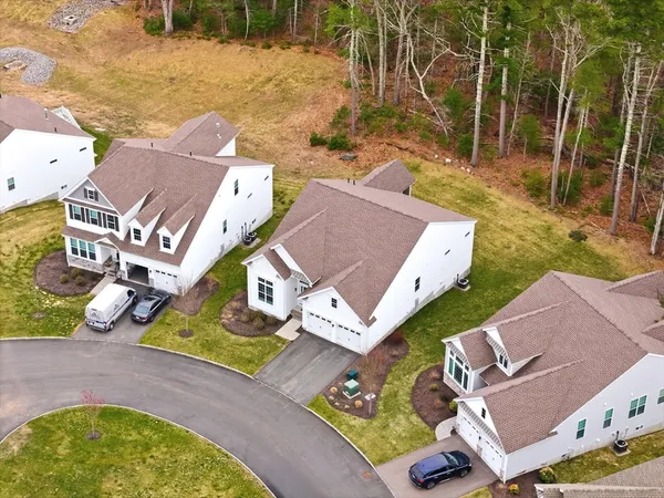 $1,100,000 | 110 Glen Ellen Boulevard, Unit 110, Millis, MA 02054