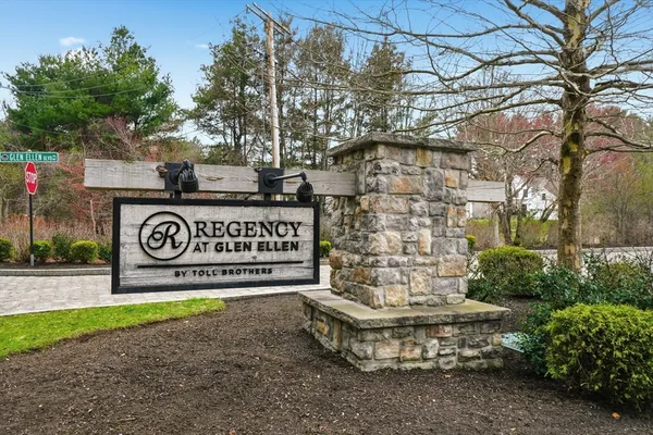 $1,100,000 | 110 Glen Ellen Boulevard, Unit 110, Millis, MA 02054