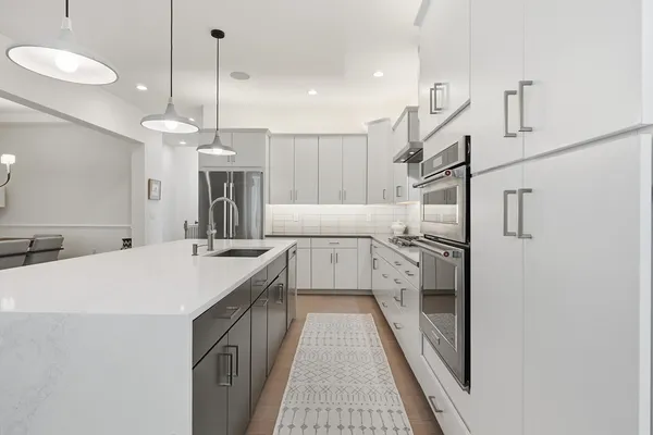 $1,100,000 | 110 Glen Ellen Boulevard, Unit 110, Millis, MA 02054
