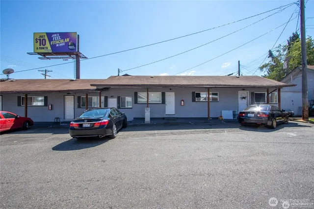 $1,999,999 | 9618 Pacific Avenue, Tacoma, WA 98444