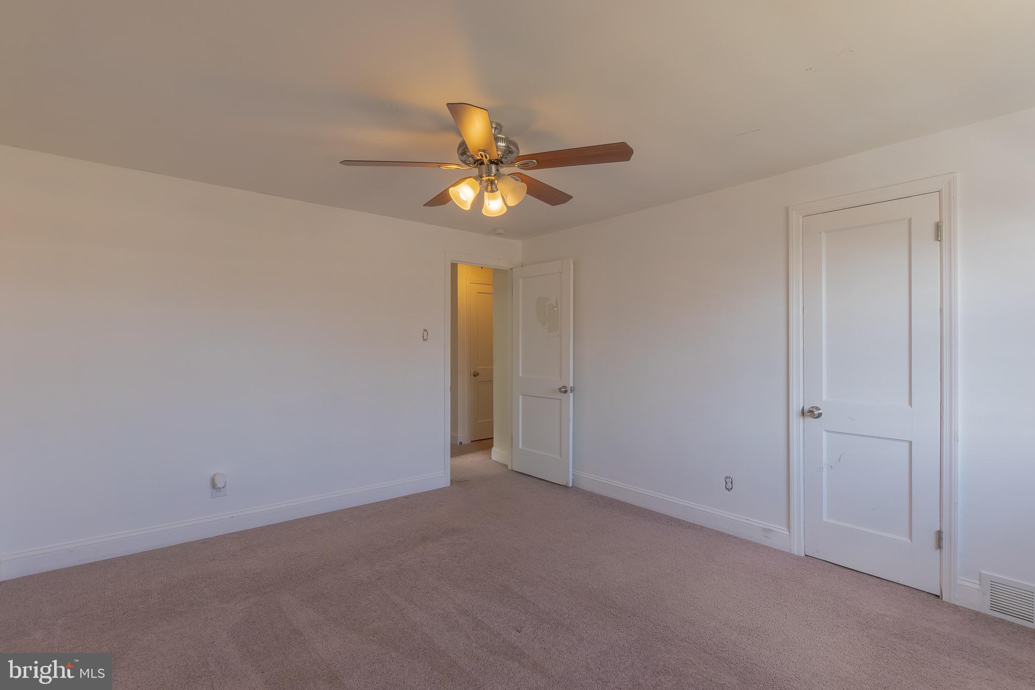 790 Bennington Road Folcroft, PA 19032 - Photo 6 of 13
