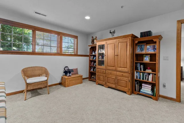 $499,900 | 924 Pondview Court, Appleton, WI 54913