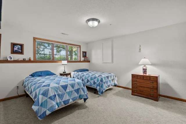 $499,900 | 924 Pondview Court, Appleton, WI 54913