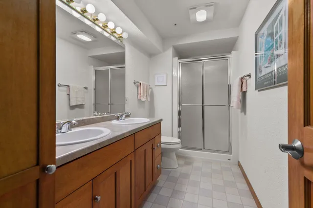 $499,900 | 924 Pondview Court, Appleton, WI 54913