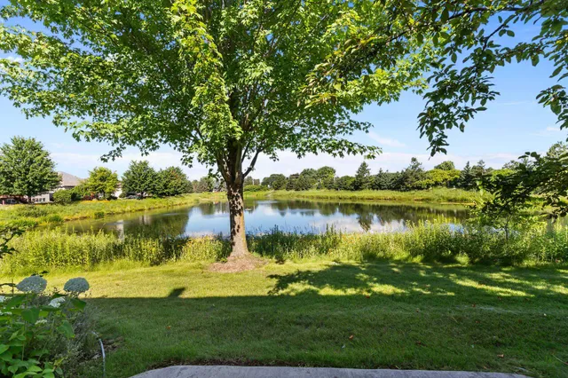 $499,900 | 924 Pondview Court, Appleton, WI 54913