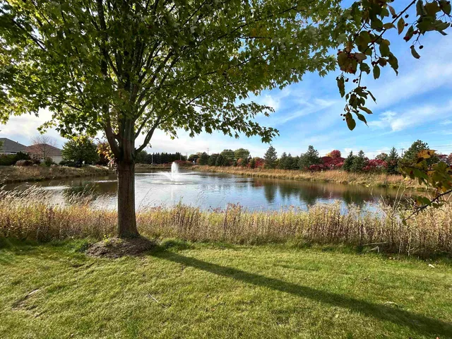 $499,900 | 924 Pondview Court, Appleton, WI 54913