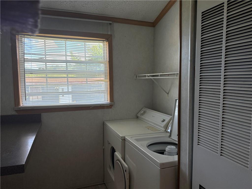 40 Mobile Road Washington, PA 15301 - Photo 12 of 23 Laundry Room