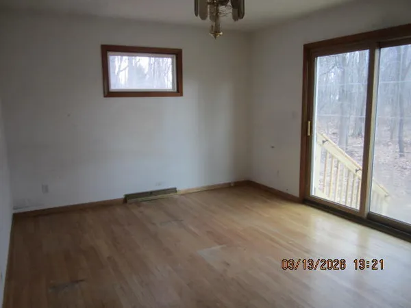 $299,900 | 7656 Lucille Drive, Lambertville, MI 48144