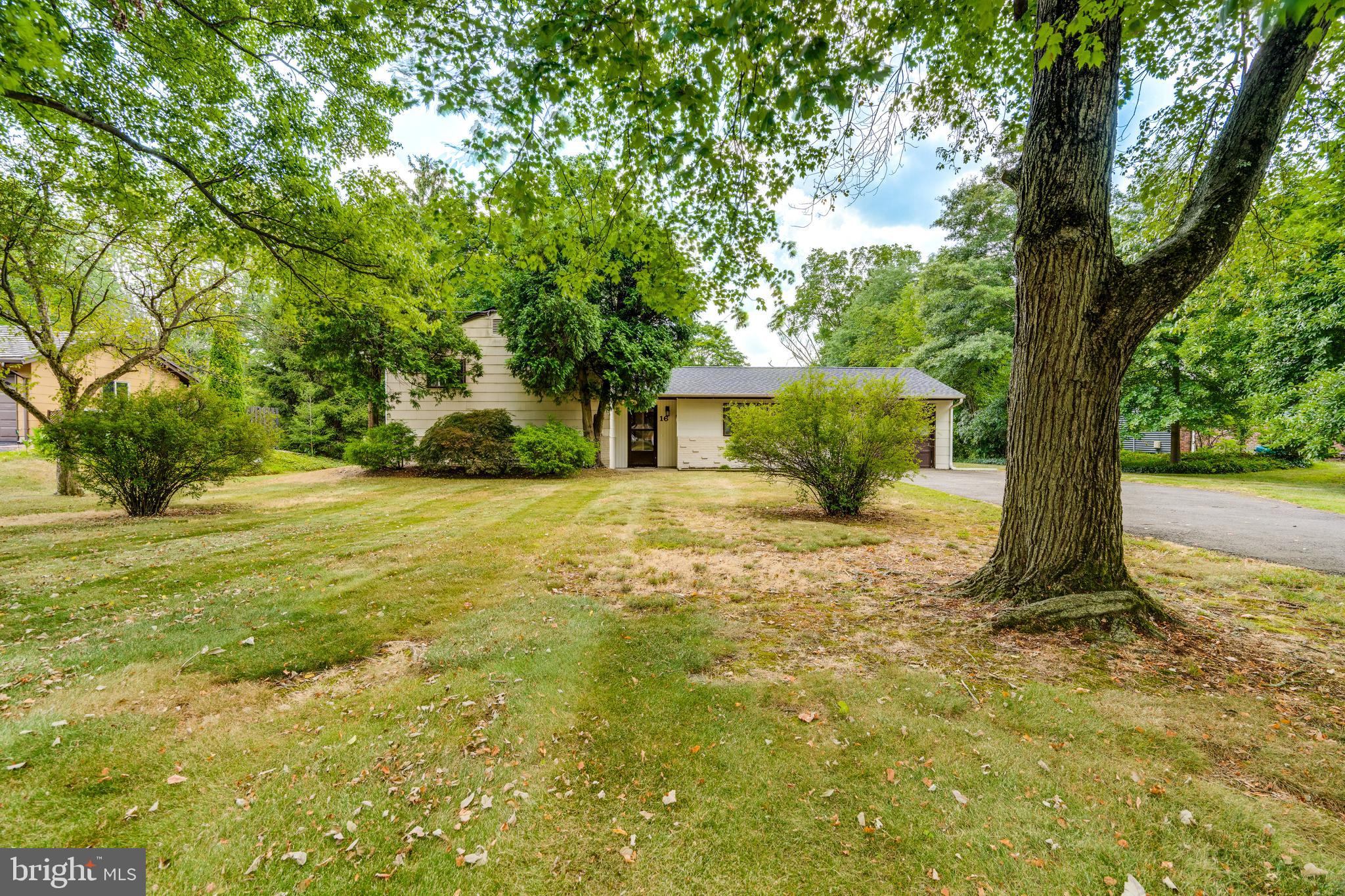 16 Brooktree Road East Windsor, NJ 08520 - Photo 25 of 29