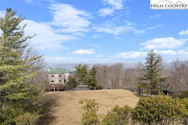 $319,900 | 101 Courtside Lane, Unit A2, Beech Mountain, NC 28604