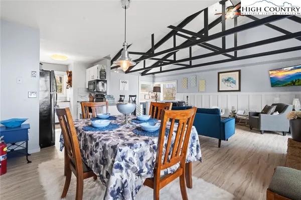 $319,900 | 101 Courtside Lane, Unit A2, Beech Mountain, NC 28604