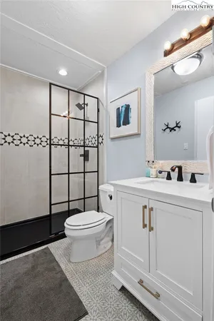 $319,900 | 101 Courtside Lane, Unit A2, Beech Mountain, NC 28604