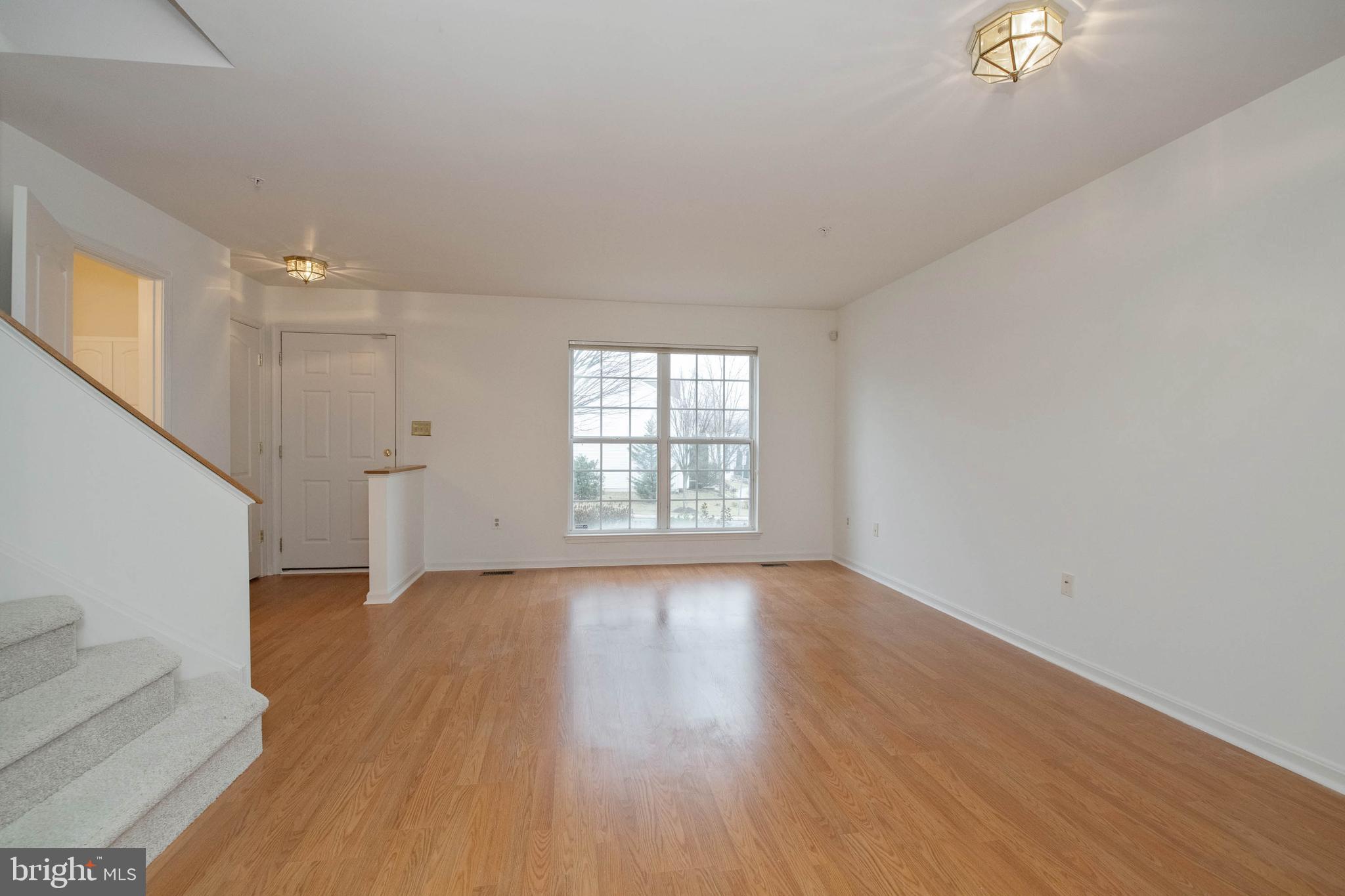 207 Pidco Road Reisterstown, MD 21136 - Photo 4 of 36 Beautiful laminate wood floors on main level