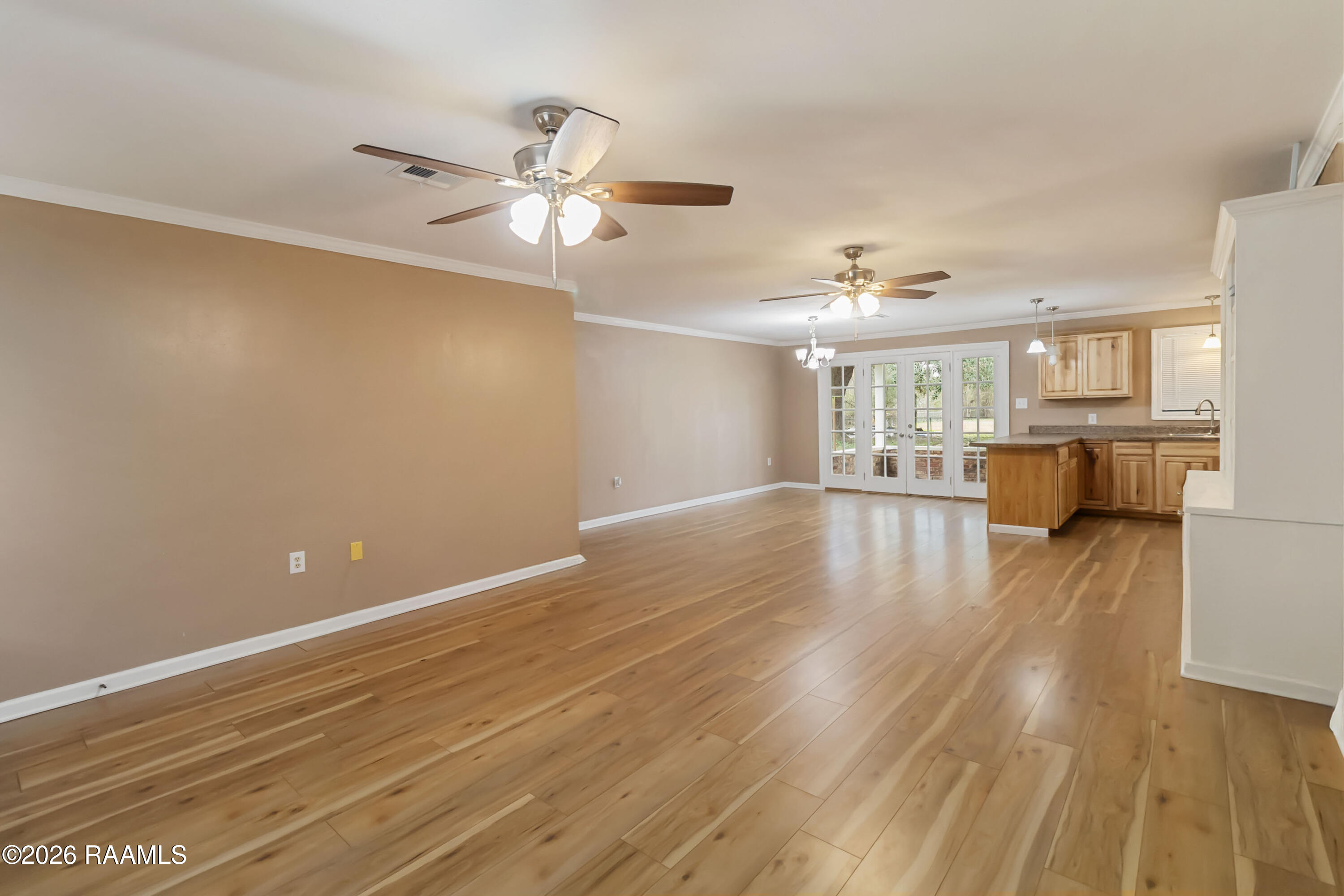 652 Patty Street Opelousas, LA 70570 - Photo 5 of 24 007