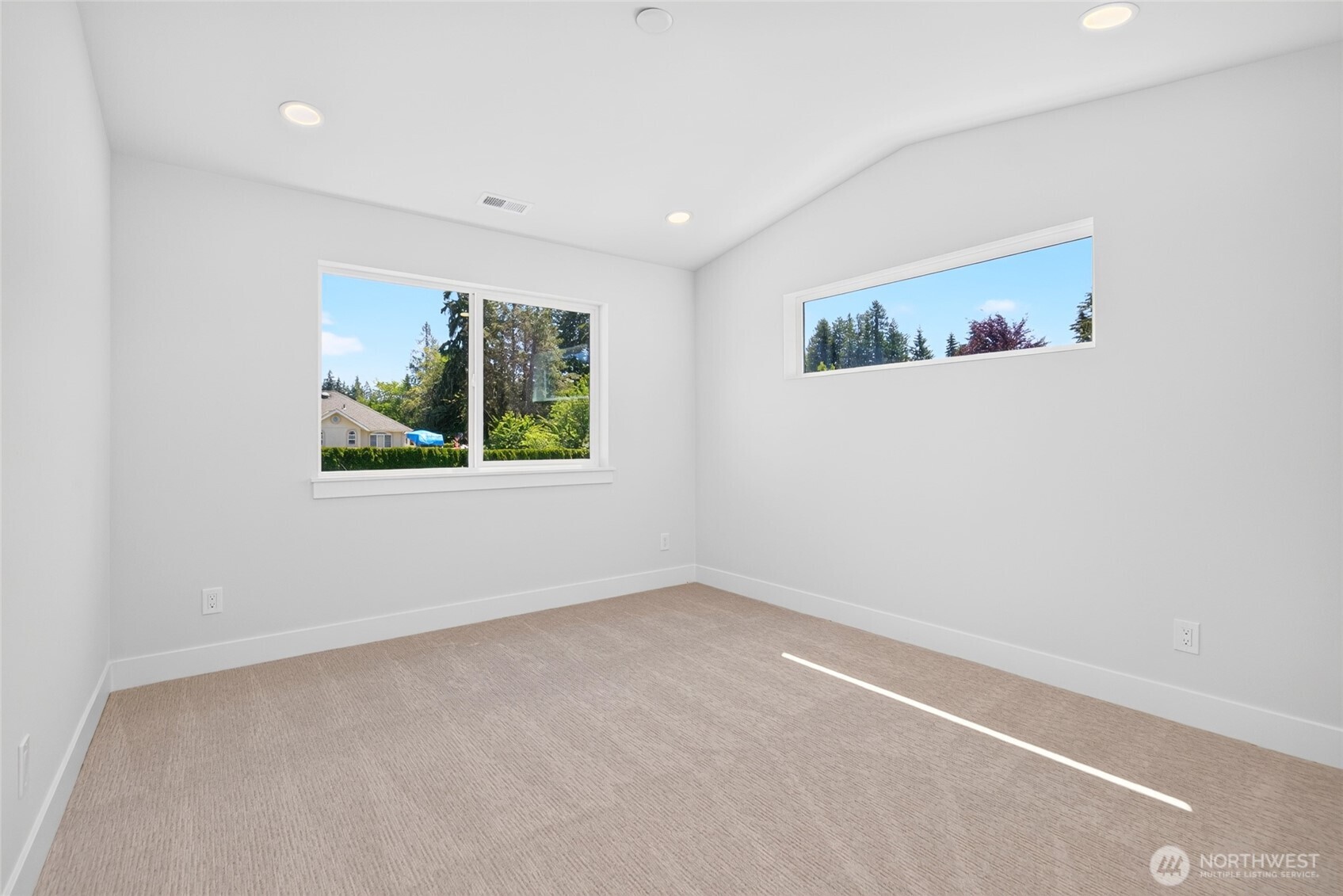 17840 86th Avenue Northeast Bothell, WA 98011 - Photo 21 of 36