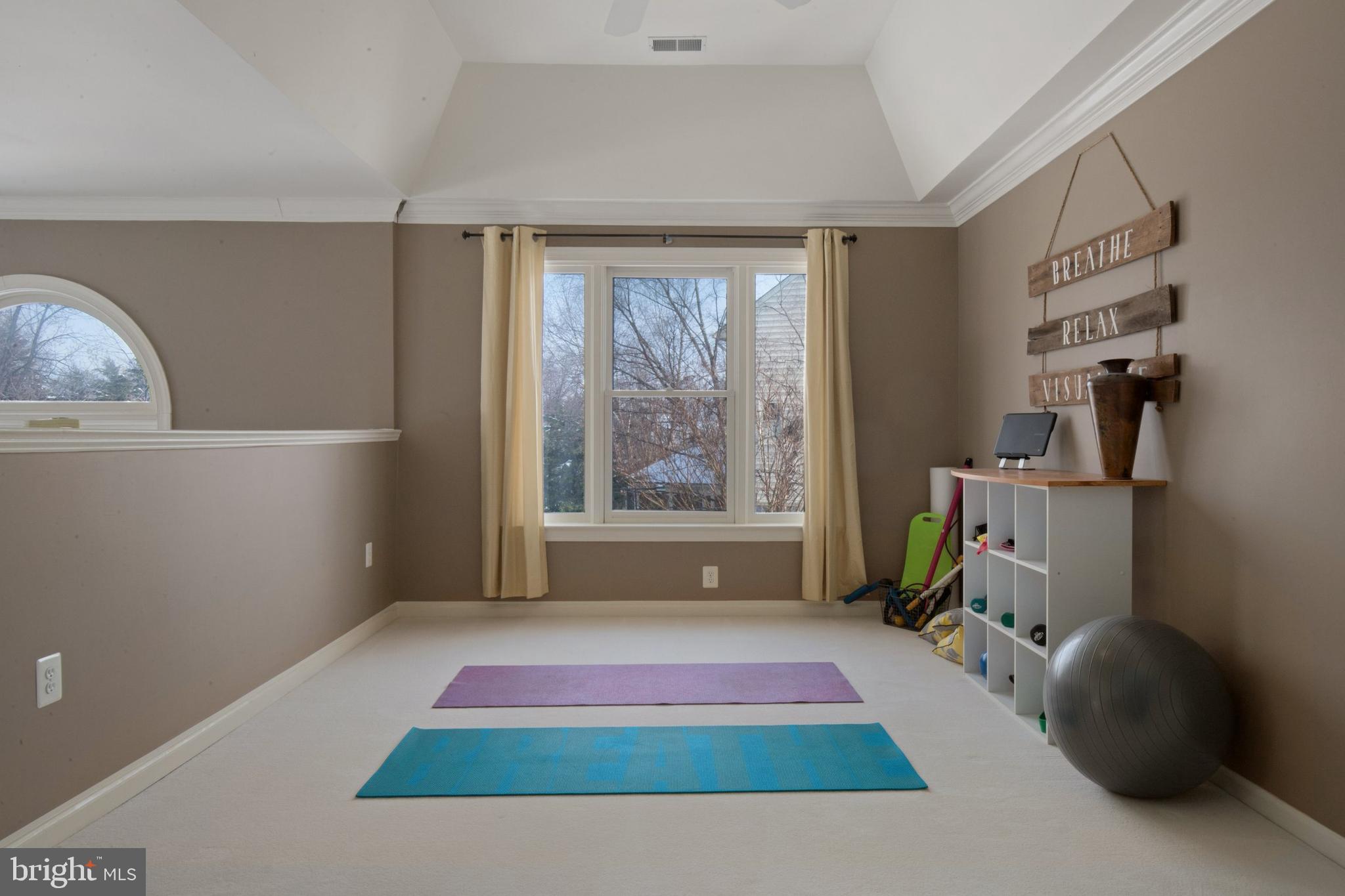 21854 Hyde Park Drive Ashburn, VA 20147 - Photo 27 of 86