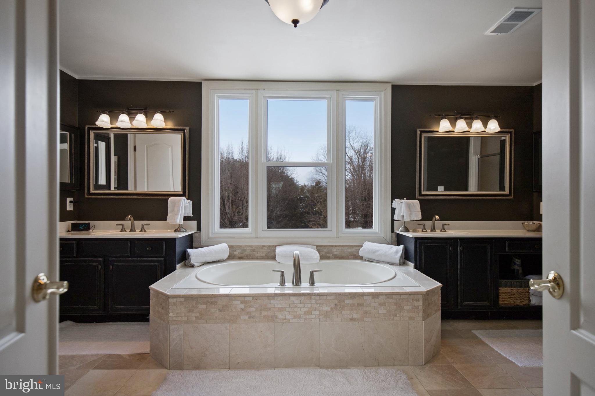 21854 Hyde Park Drive Ashburn, VA 20147 - Photo 39 of 86