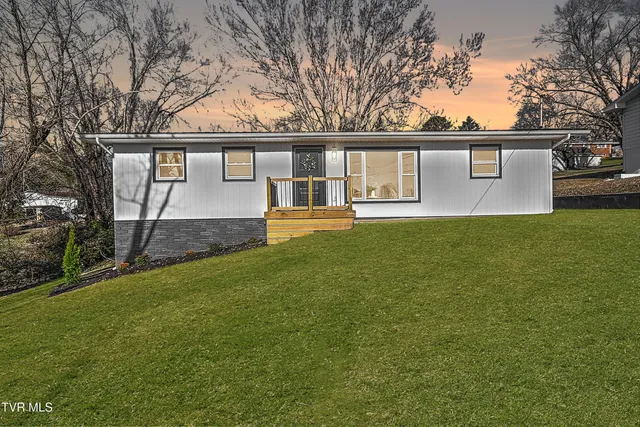 $299,900 | 3408 Cardinal Street, Kingsport, TN 37660