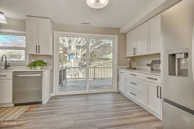 $299,900 | 3408 Cardinal Street, Kingsport, TN 37660