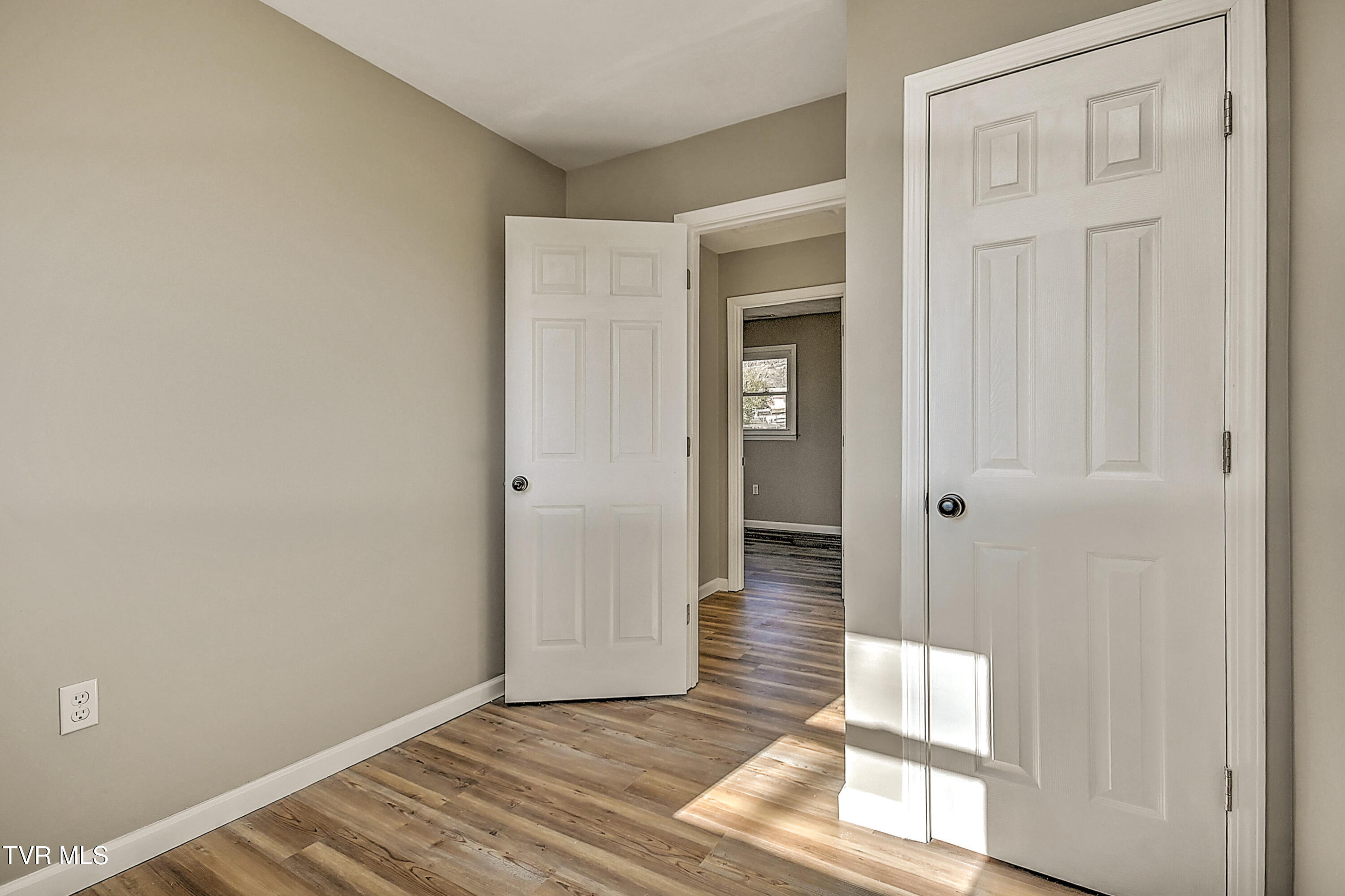 3408 Cardinal Street Kingsport, TN 37660 - Photo 32 of 55 3408 Cardinal CP-34