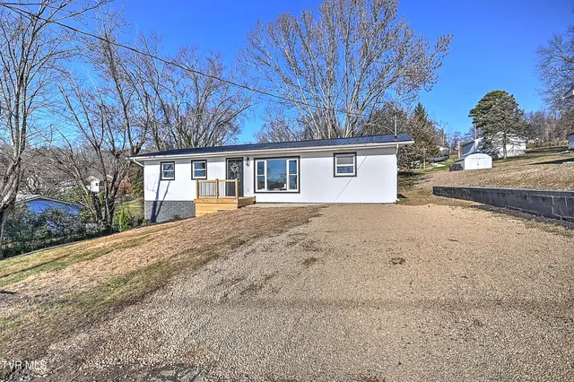 $299,900 | 3408 Cardinal Street, Kingsport, TN 37660