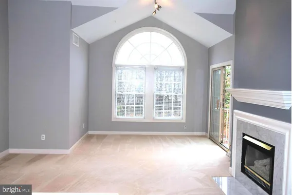 $2,650 | 12249 Fairfield House Drive, Unit 411B, Fairfax, VA 22033