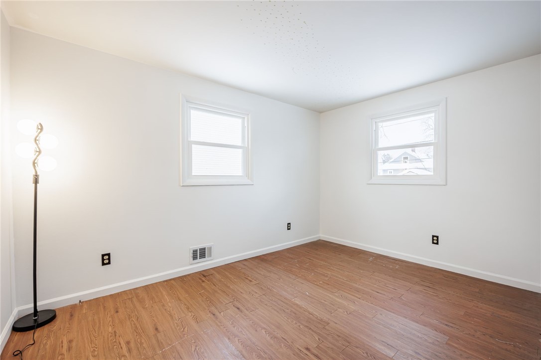 327 Estall Road Greece, NY 14616 - Photo 18 of 27