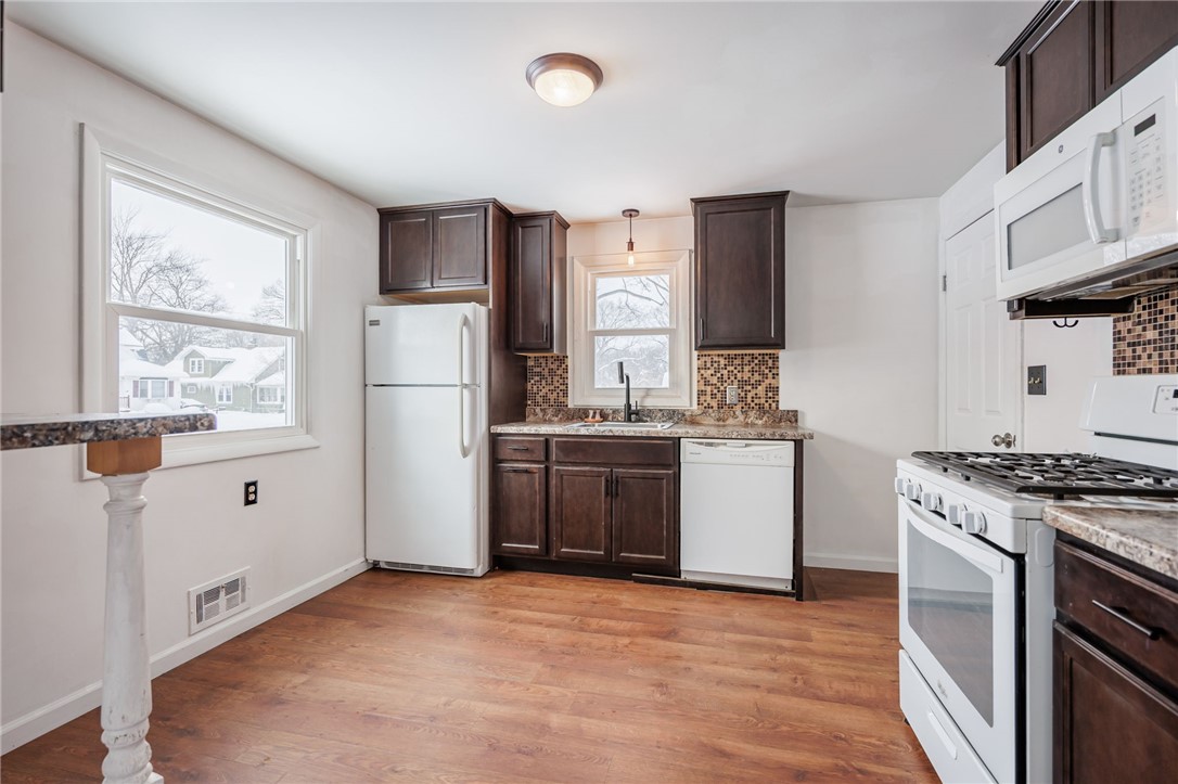 327 Estall Road Greece, NY 14616 - Photo 10 of 27