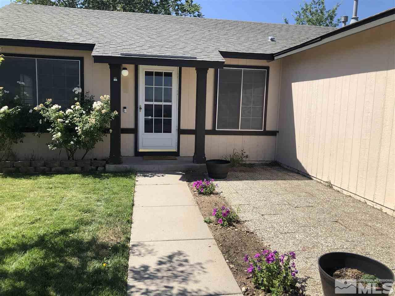 8405 Corrigan Way Reno, NV 89506 - Photo 4 of 28 Photo 4