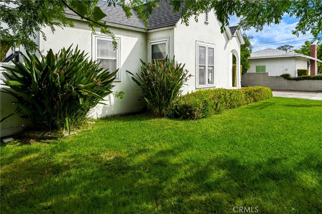 9959 Garibaldi Avenue Arcadia, CA 91007 - Photo 2 of 51 a view of a yard in front of house