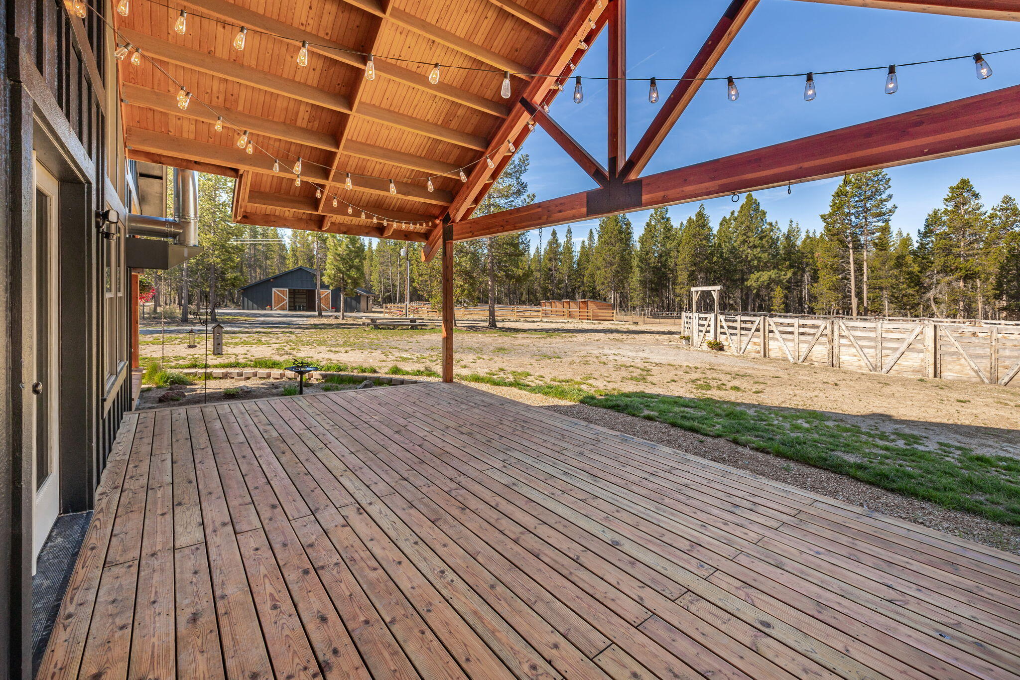 150130 Robert Road La Pine, OR 97739 - Photo 29 of 42 15-web-or-mls-Riley Visuals-15