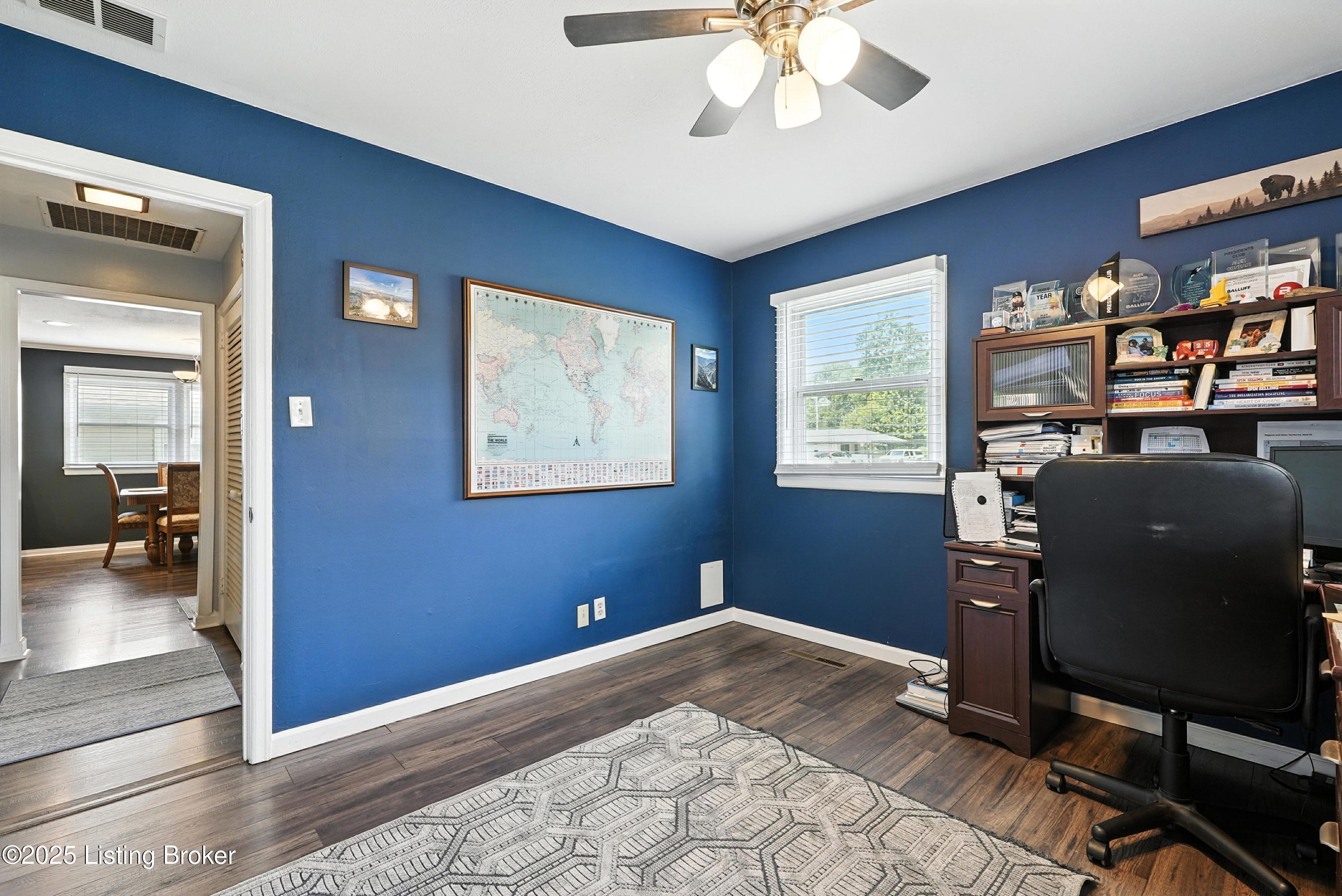 3119 Radiance Road Louisville, KY 40220 - Photo 18 of 26 20_3119radiance_louisvillerealestatemedi