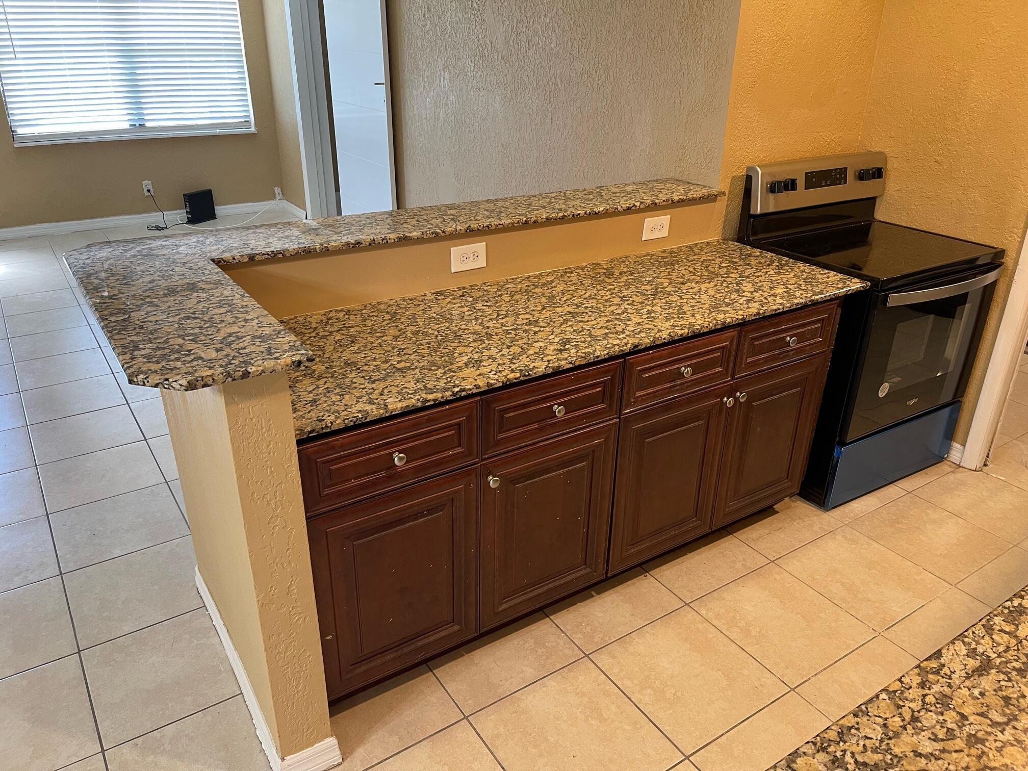 1650 West 12th Court Riviera Beach, FL 33404 - Photo 10 of 17 image8